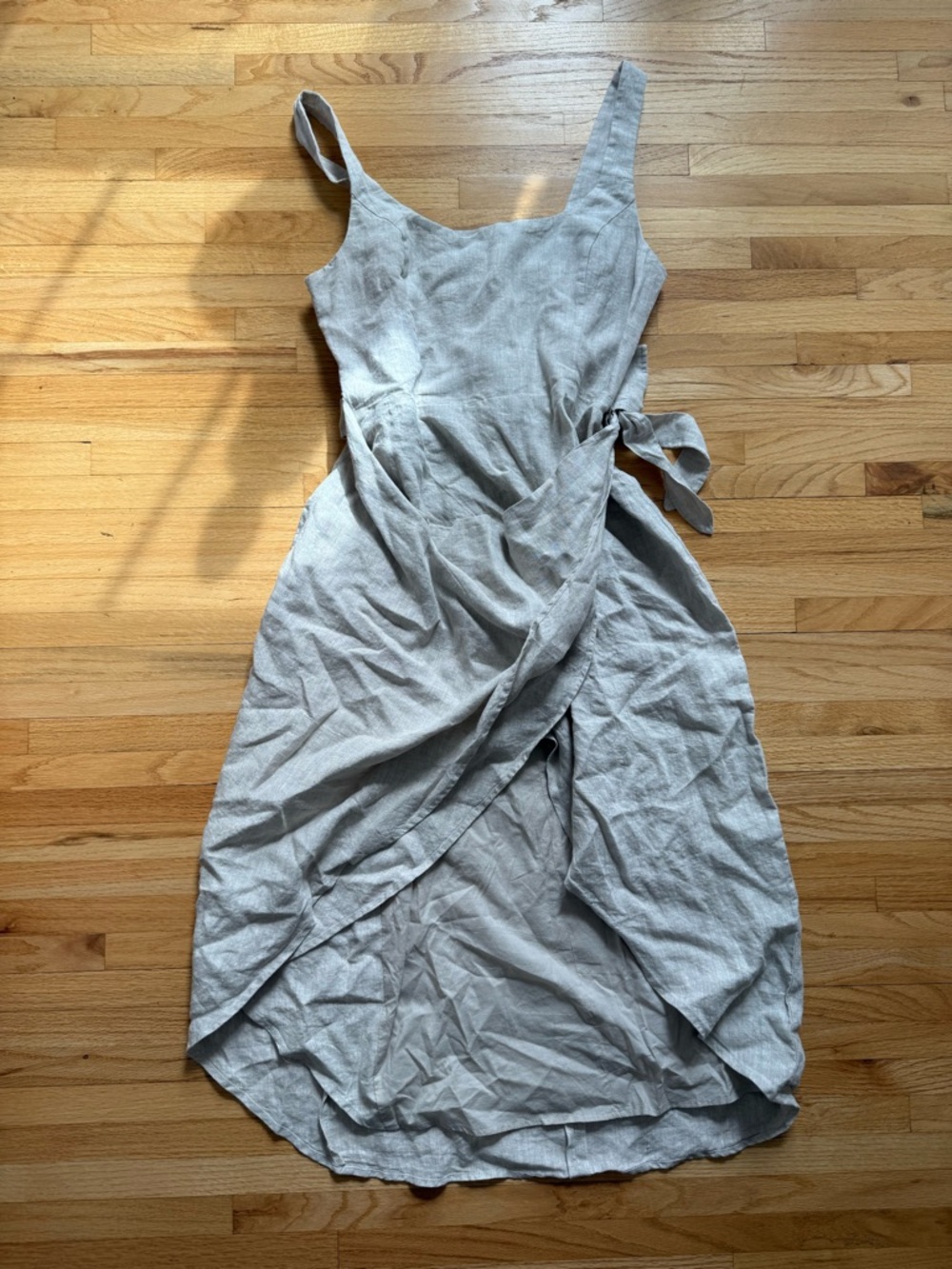Wilfred (Aritzia) Saturn Linen Midi Dress - size 10 in natural ecru color